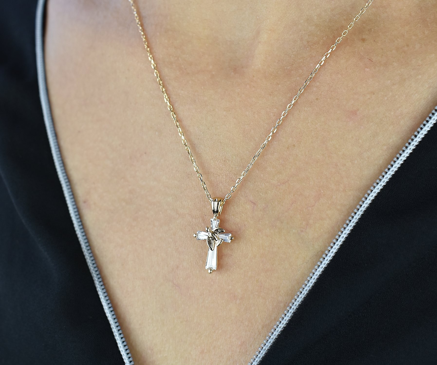Pendentif Croix Plaqué Or 18 Carats - Pavé De Zirconium Doré - Style Chat - Pour Femme - Neuf Avec étiquettes