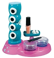 Shaky Pop Nail Studio - Shaky Pop Nail